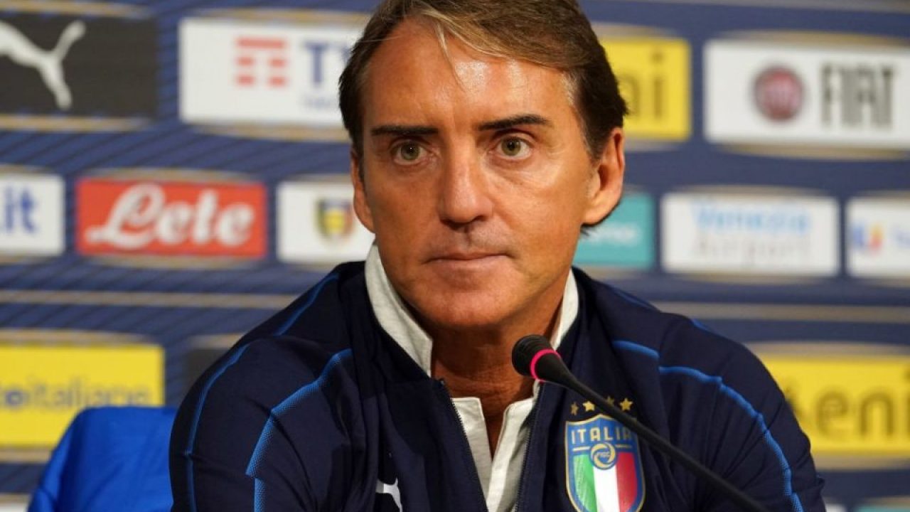 Roberto Mancini trả lời phỏng vấn sau trận đấu